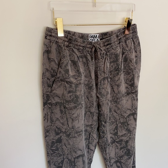 PAM & GELA [tropical twill joggers] - Picture 1 of 6